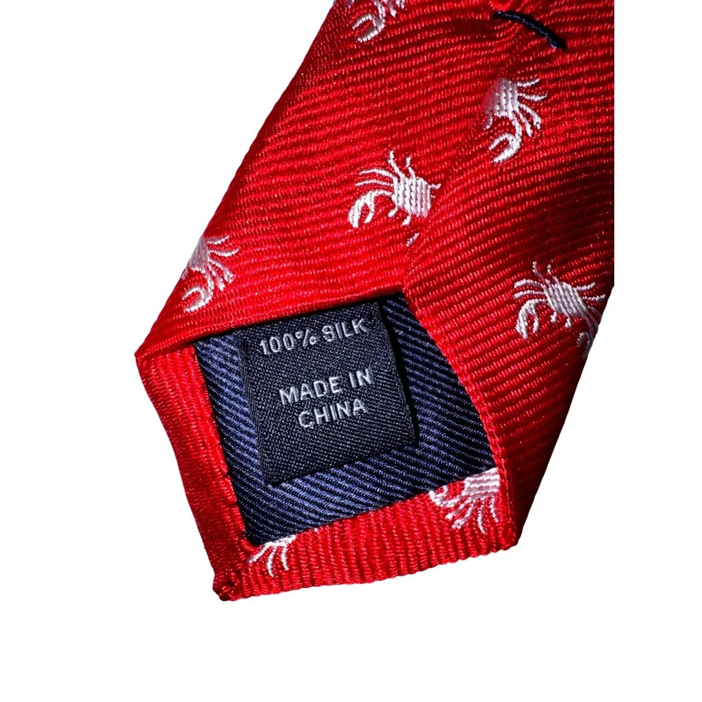 Jos A Bank Mens Red 100% Silk Crab Embroidered Nautical Necktie Classic Tie